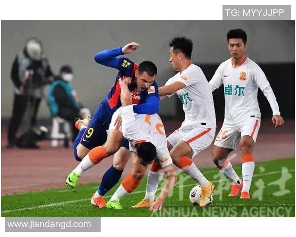 武汉足球队配合水平创新高引发球迷热议和期待 武汉足球队配合水平创新高引发球迷热议和期待