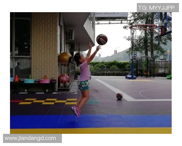 李静的篮球人生:从热爱到坚持的深度对话与成长之路 李静的篮球人生:从热爱到坚持的深度对话与成长之路